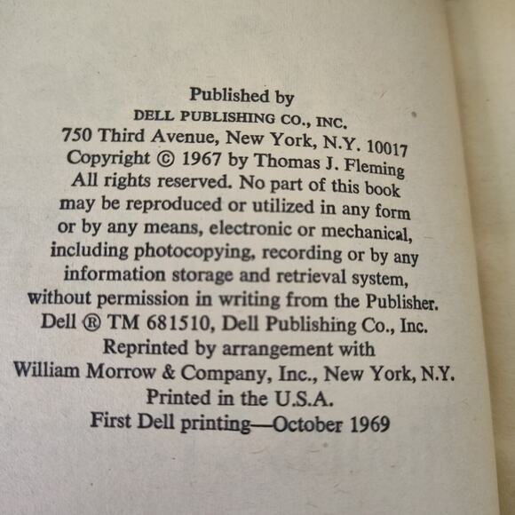 A CRY OF WHITENESS Thomas‎ J. Fleming1969 First Dell Printing Paperback - Picture 4 of 11